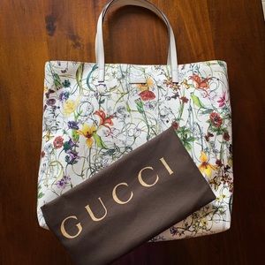 Authentic Gucci Floral Canvas Style Purse